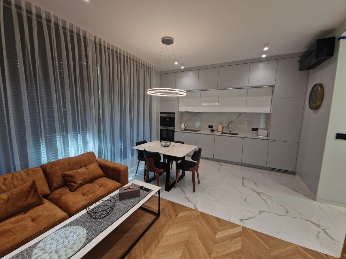 Apartament Platinum Z Tarasem 70 M2, 50 M Od Placu Litewskiego ルブリン エクステリア 写真